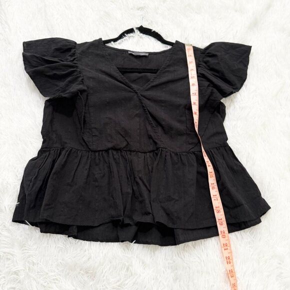 Women Grade & Gather Women V-Neck Flutter Sleeves Plain Top in Black Size Small - Picture 6 of 8